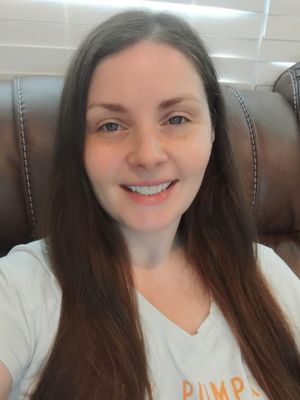 Clara, 44