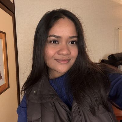 Pia, 22