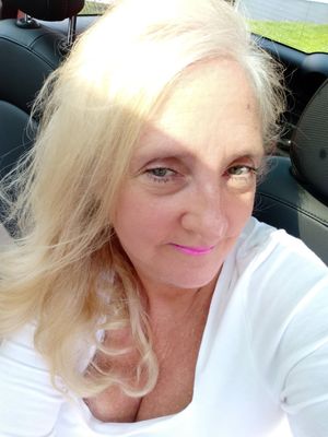 Dmarie, 63